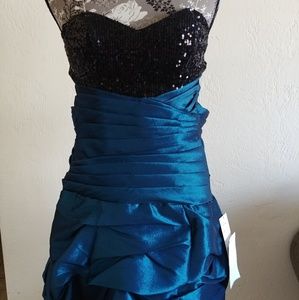 Black and teal strapless dress